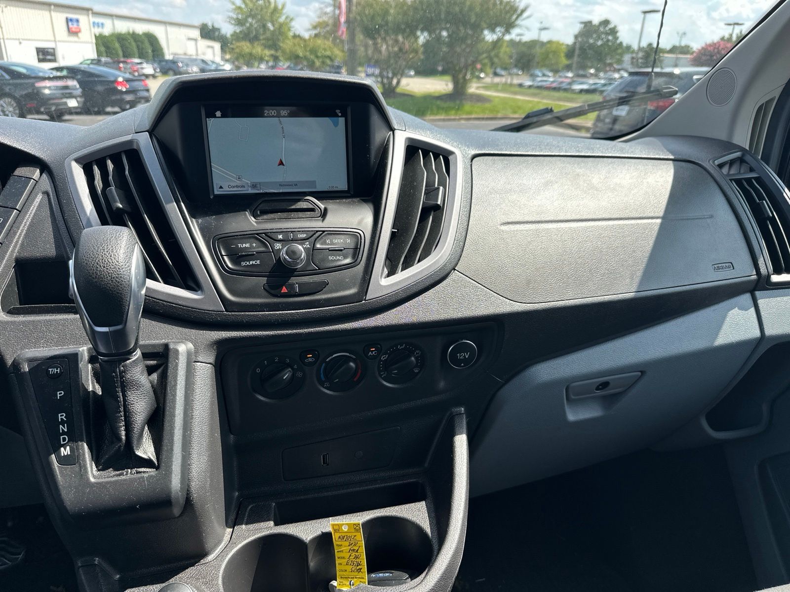 ford transit passenger van 2019 1FBVU4XG7KKA94135 image ford transit passenger van 2019 1FBVU4XG7KKA94135 image
